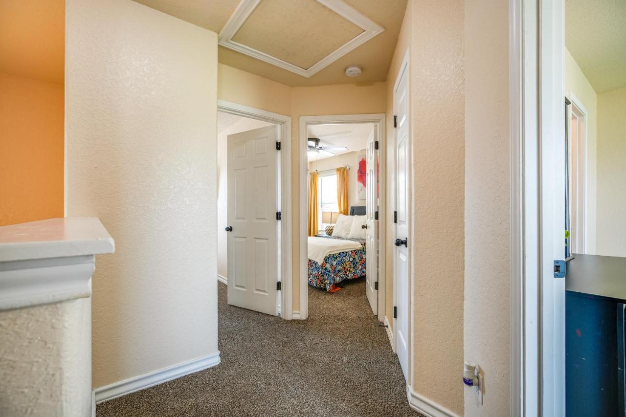 San Antonio Townhome About 2 Mi To Aquarium! Luaran gambar