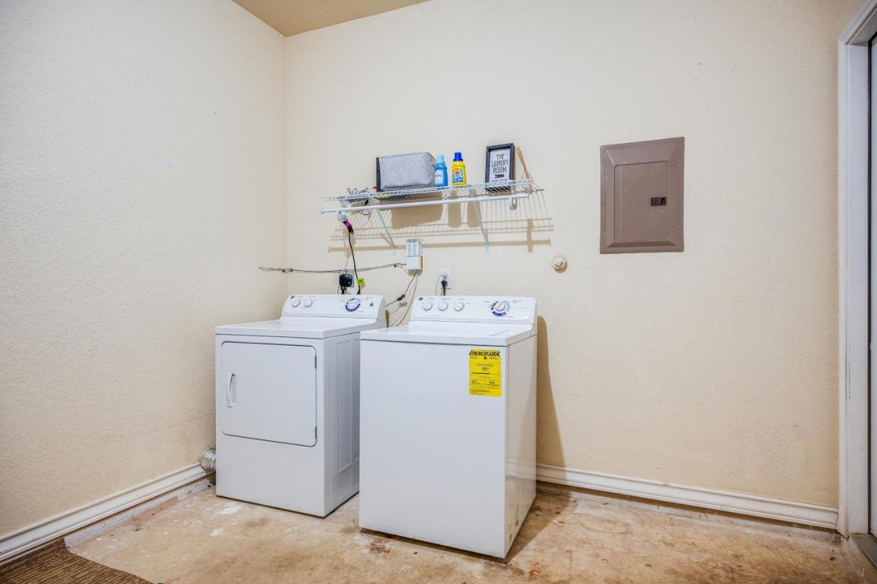 San Antonio Townhome About 2 Mi To Aquarium! Luaran gambar